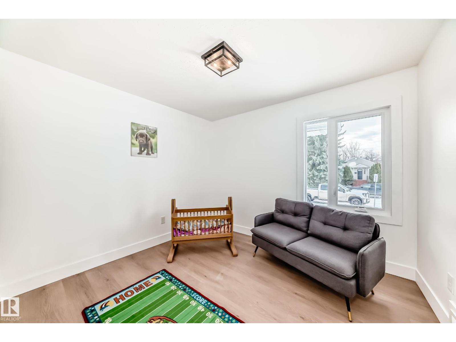 8712 89 Av Nw, Edmonton, Alberta  T6C 1N7 - Photo 10 - E4486707