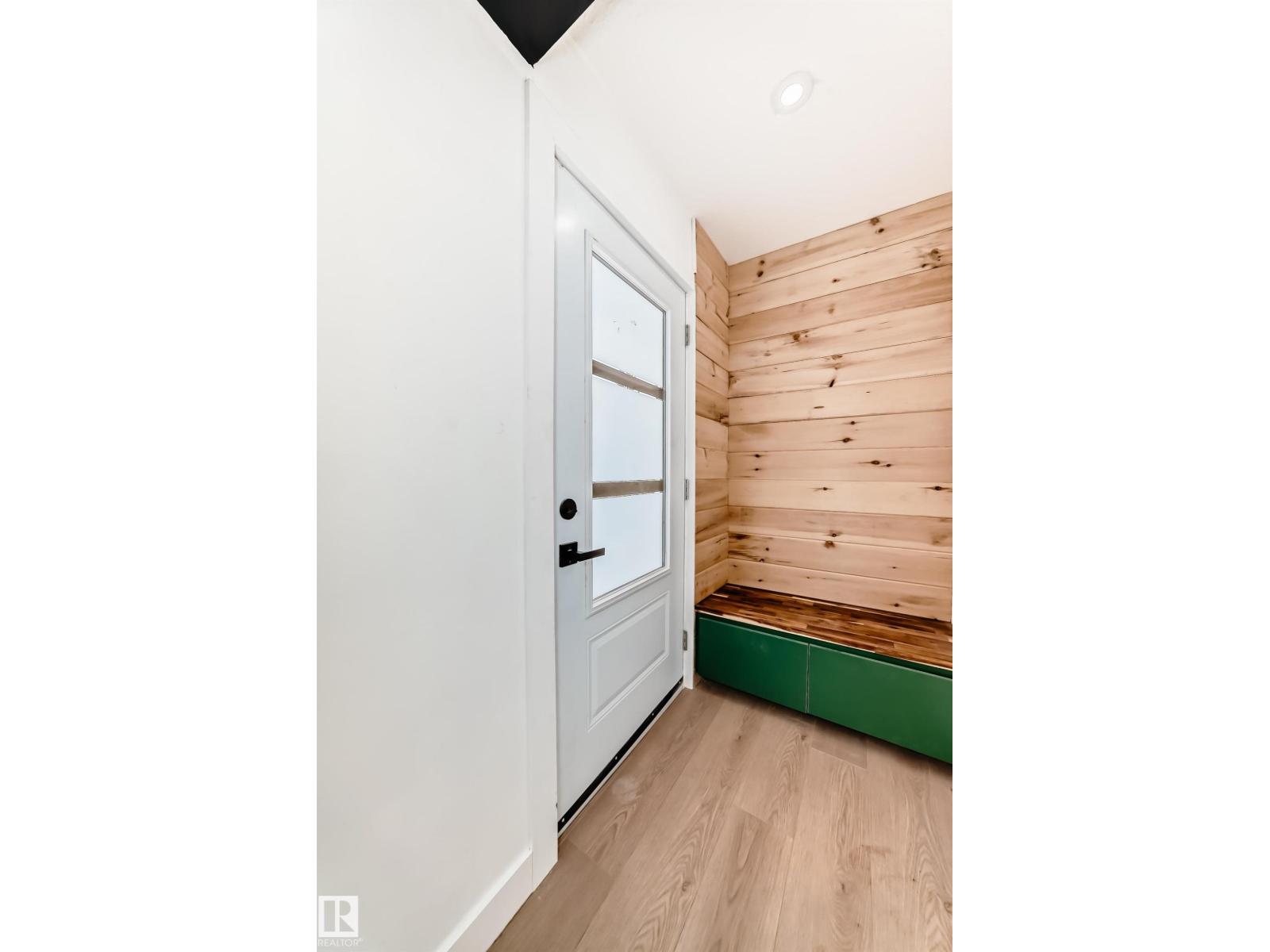 8712 89 Av Nw, Edmonton, Alberta  T6C 1N7 - Photo 2 - E4486707