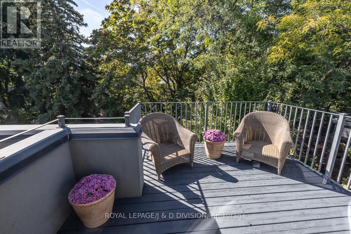 44 Standish Avenue, Toronto, Ontario  M4W 3B1 - Photo 35 - C13069976