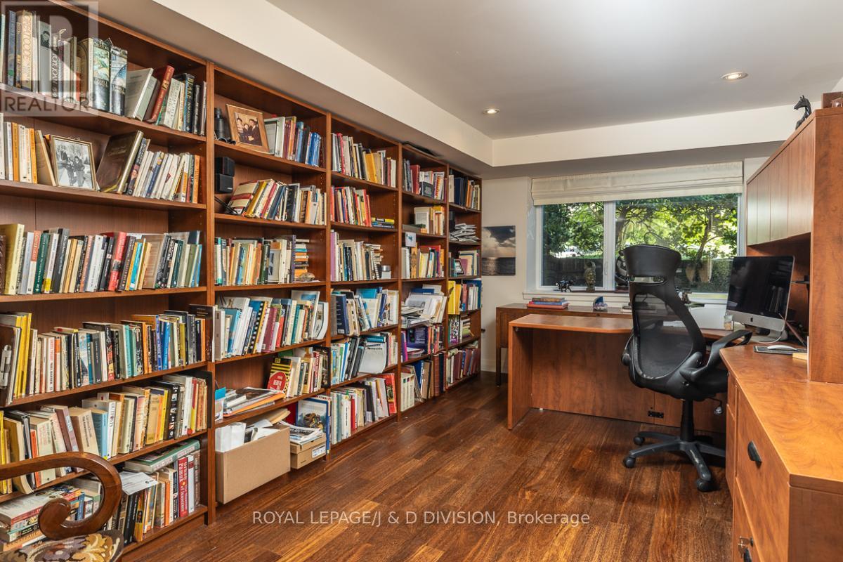 44 Standish Avenue, Toronto, Ontario  M4W 3B1 - Photo 40 - C13069976