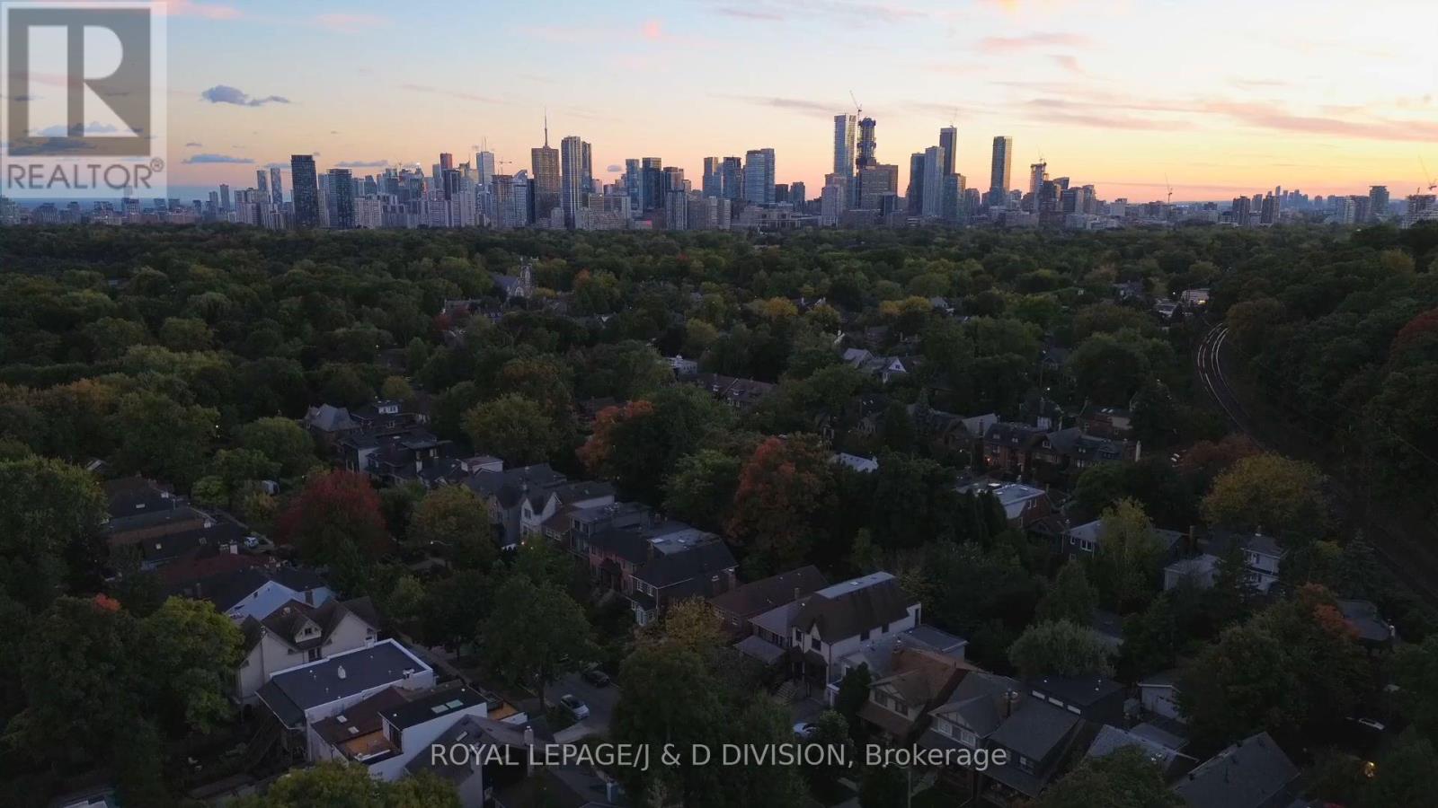 44 Standish Avenue, Toronto, Ontario  M4W 3B1 - Photo 49 - C13069976