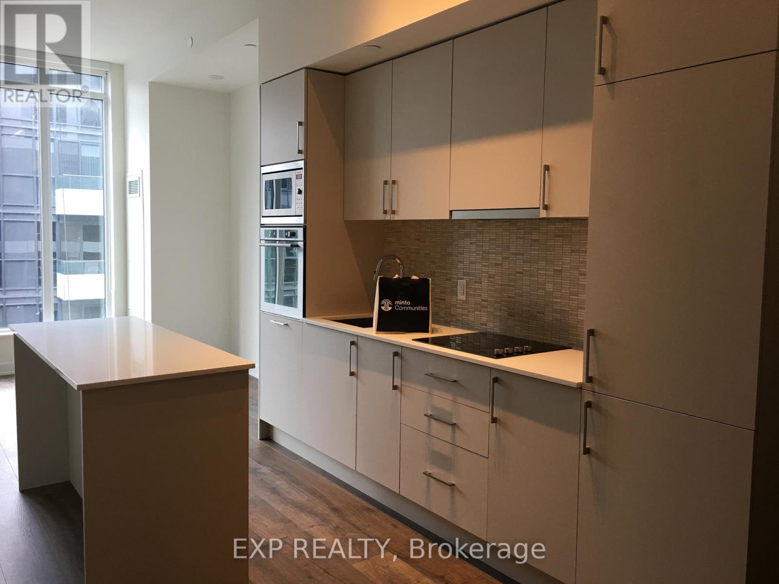 822e - 576 Front Street W, Toronto, Ontario  M5V 0P8 - Photo 2 - C13105508