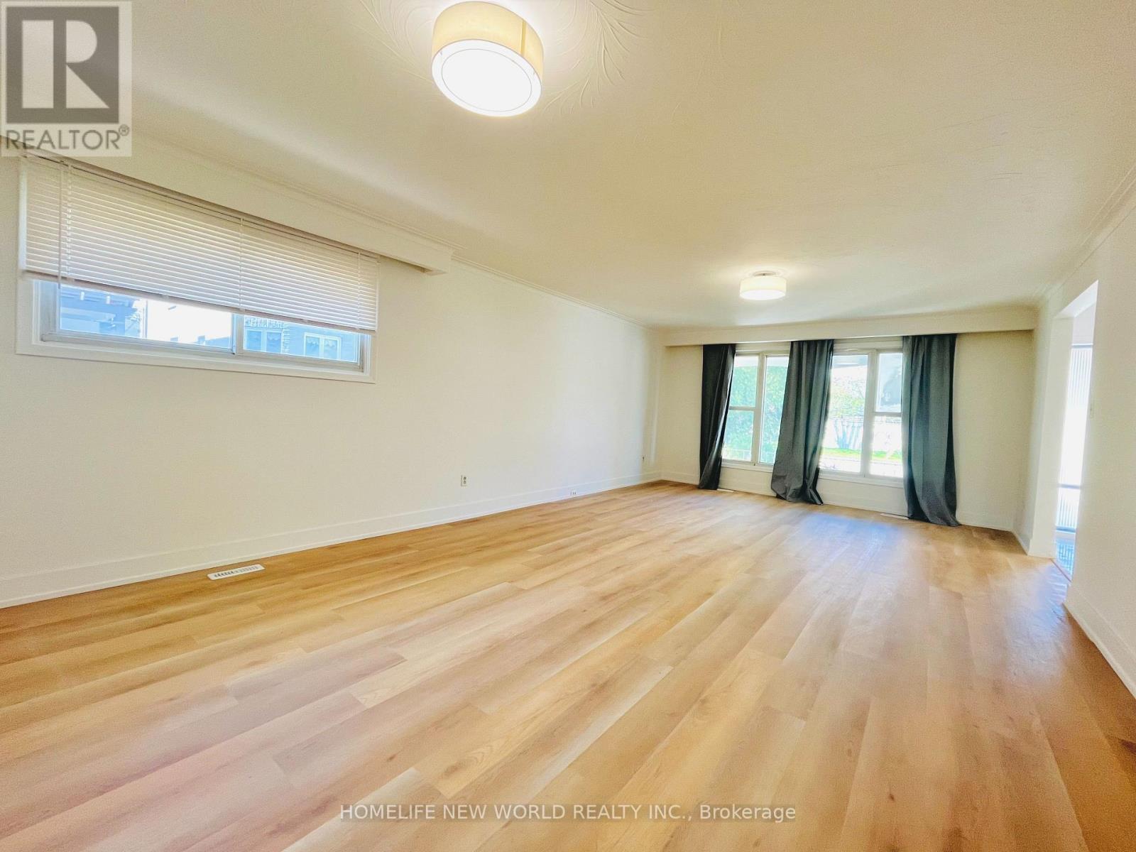 Ground - 127 Highgate Avenue, Toronto, Ontario  M2N 5G5 - Photo 8 - C13105622