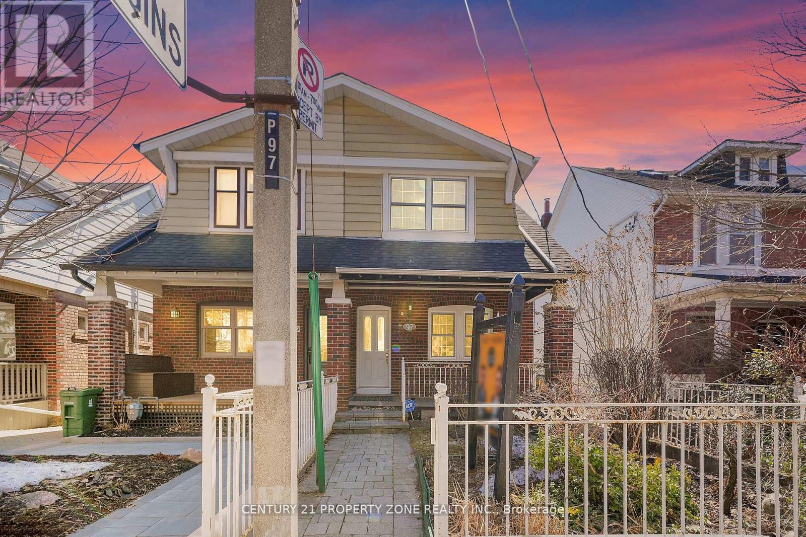 97 Sparkhall Avenue, Toronto, Ontario  M4K 1G7 - Photo 1 - E13105548