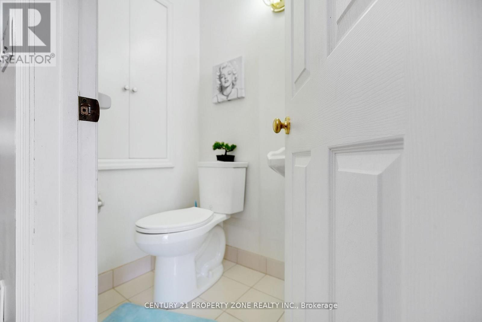 97 Sparkhall Avenue, Toronto, Ontario  M4K 1G7 - Photo 12 - E13105548