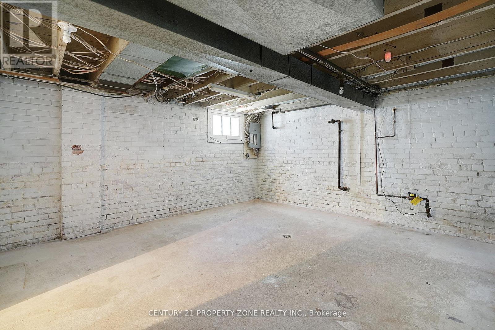 97 Sparkhall Avenue, Toronto, Ontario  M4K 1G7 - Photo 34 - E13105548