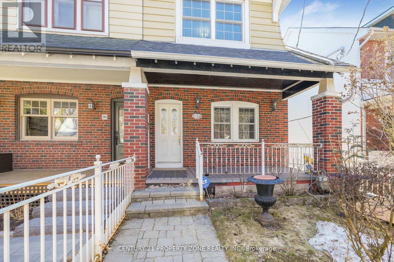 97 Sparkhall Avenue, Toronto, Ontario  M4K 1G7 - Photo 4 - E13105548