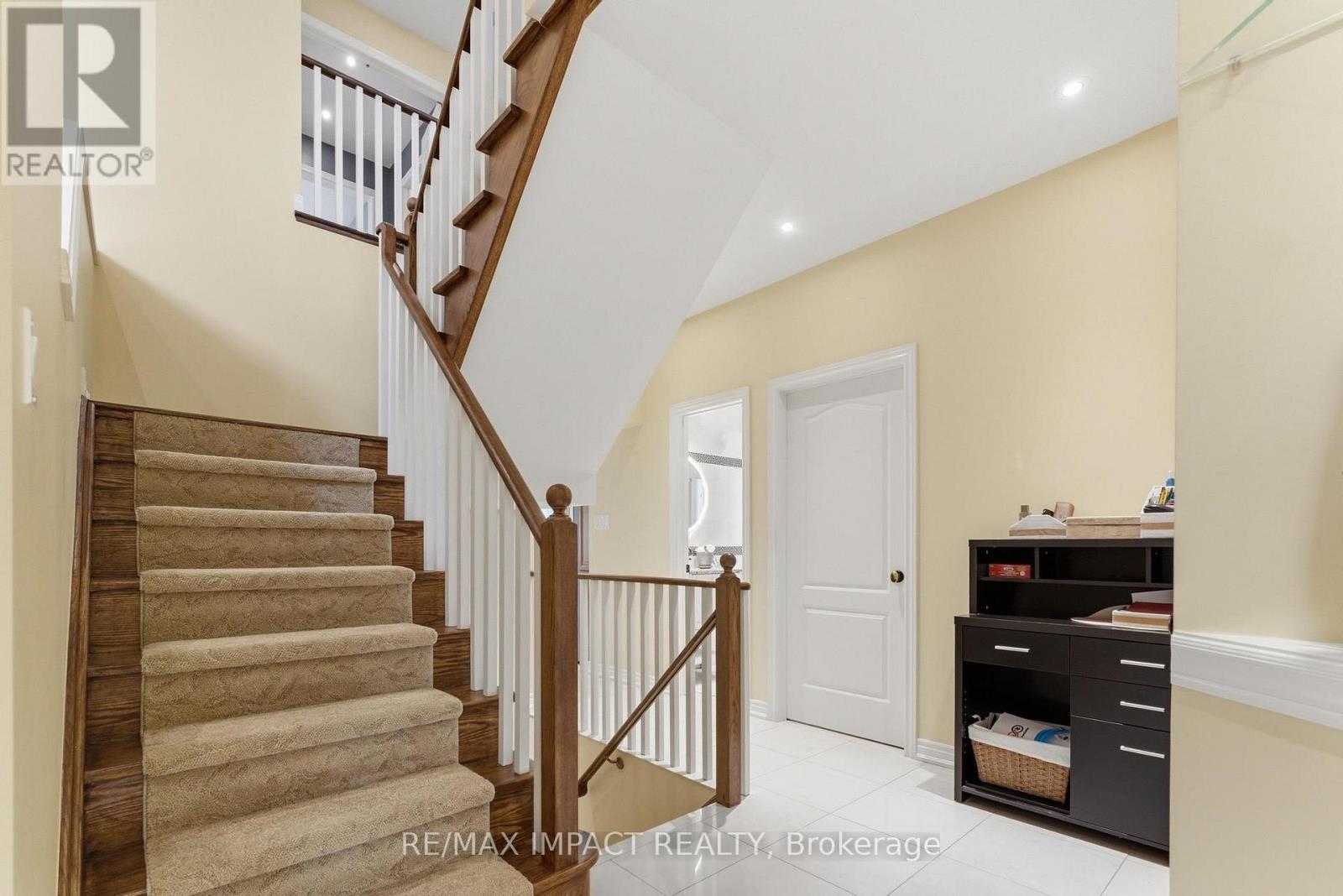 1459 Grandview Street N, Oshawa, Ontario  L1K 2N8 - Photo 15 - E13105642