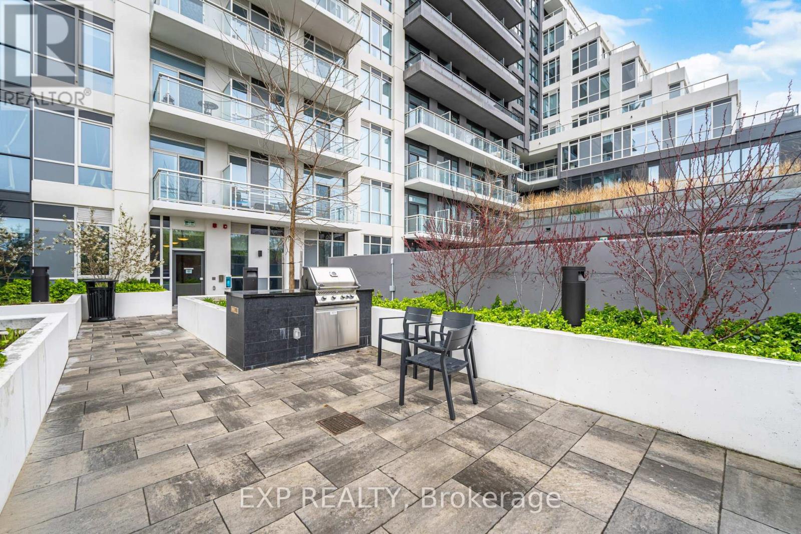 210 - 286 Main Street, Toronto, Ontario  M4C 0B3 - Photo 6 - E13105668