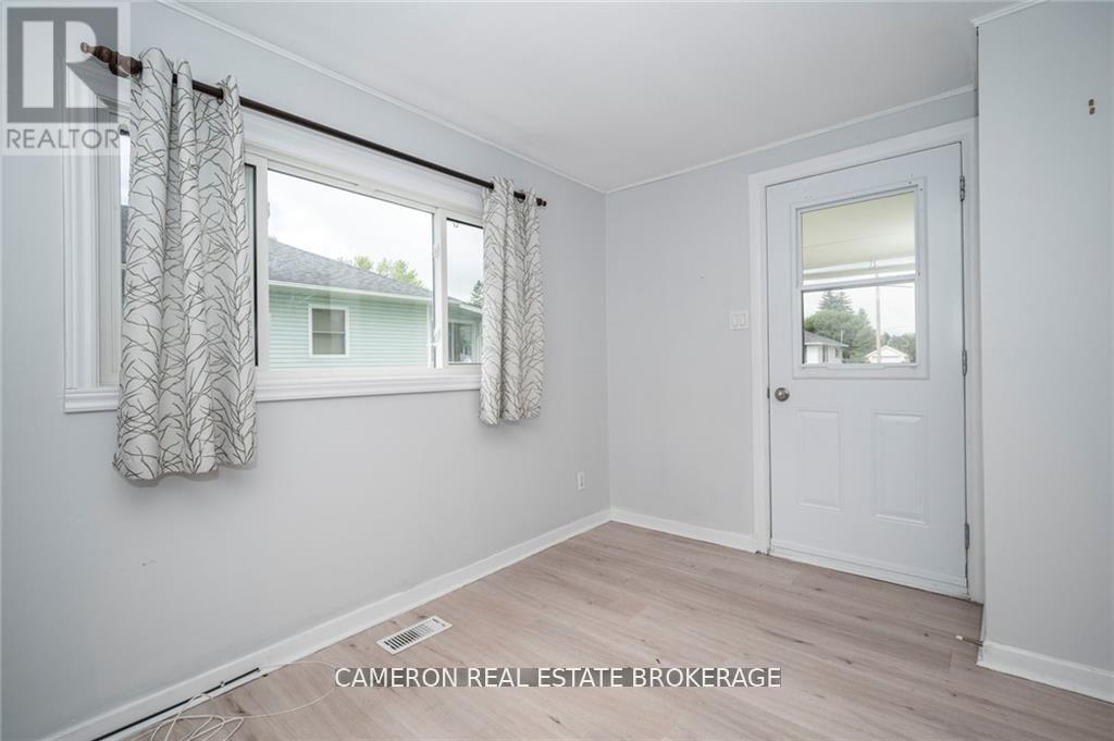 8-8 1/2 Adam Dixon Avenue, South Stormont, Ontario  K0C 1P0 - Photo 6 - X13105600