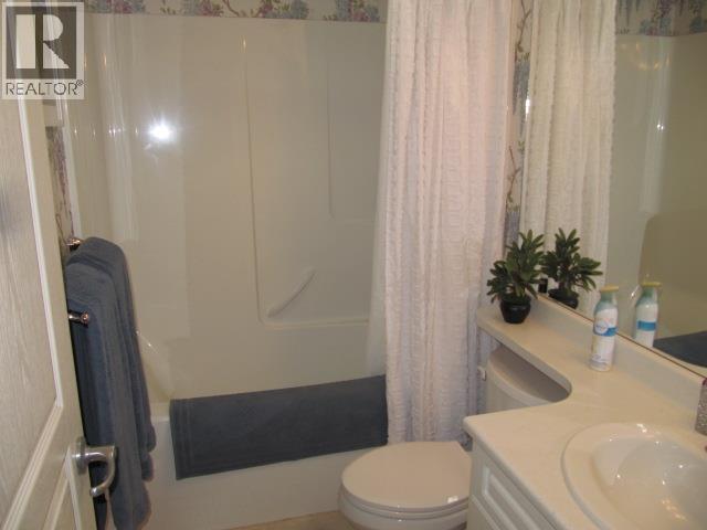 5031 Easzee Drive, 108 Mile Ranch, British Columbia  V0K 2Z0 - Photo 28 - R3121472