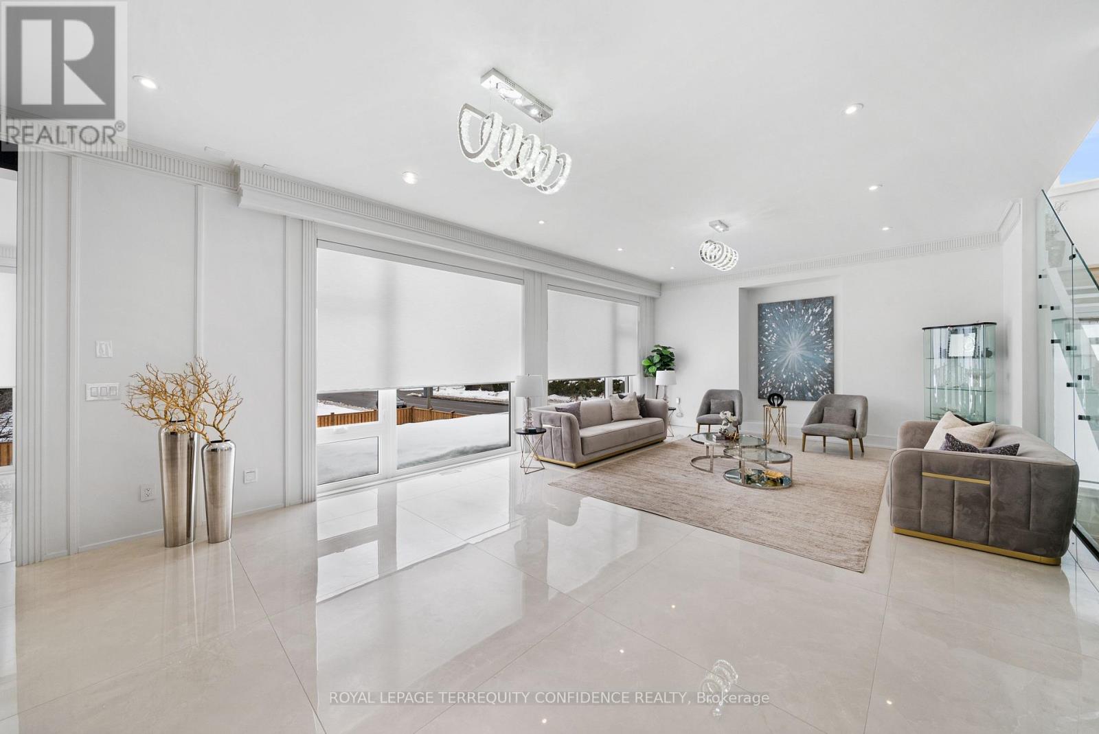 85 Crestwood Road, Vaughan (Crestwood-Springfarm-Yorkhill), Ontario  L4J 1A4 - Photo 12 - N13105560