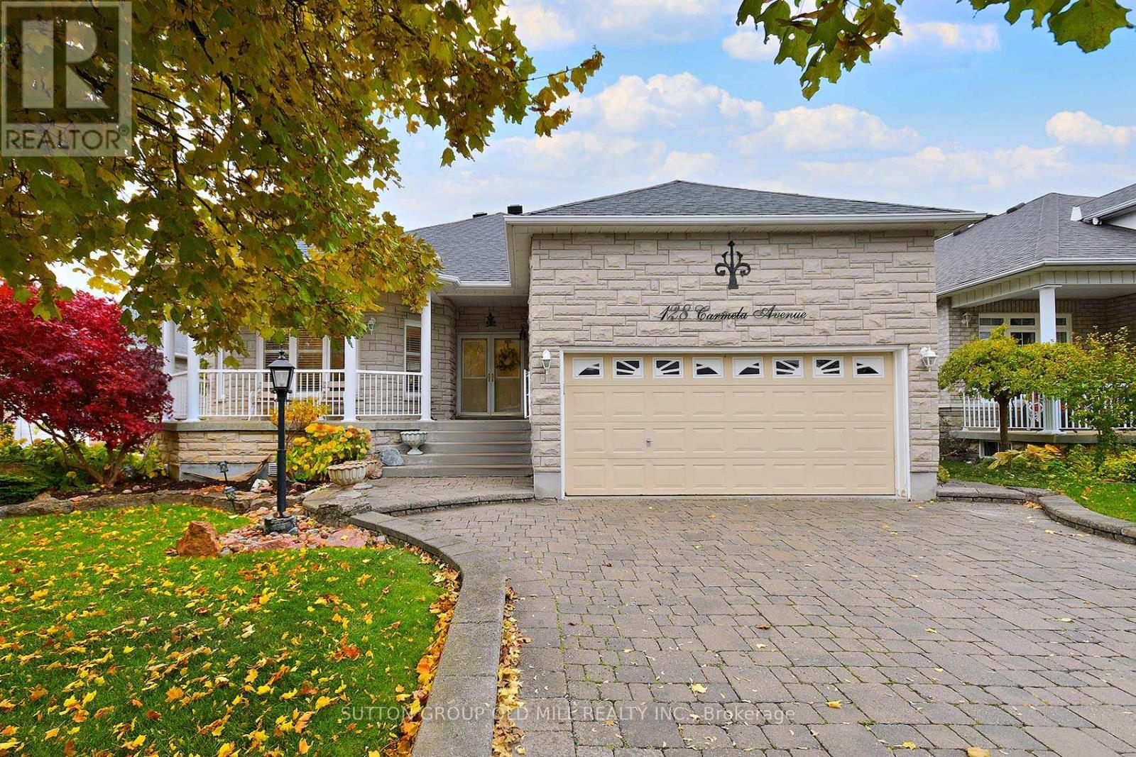 128 CARMELA AVENUE, Richmond Hill, Ontario