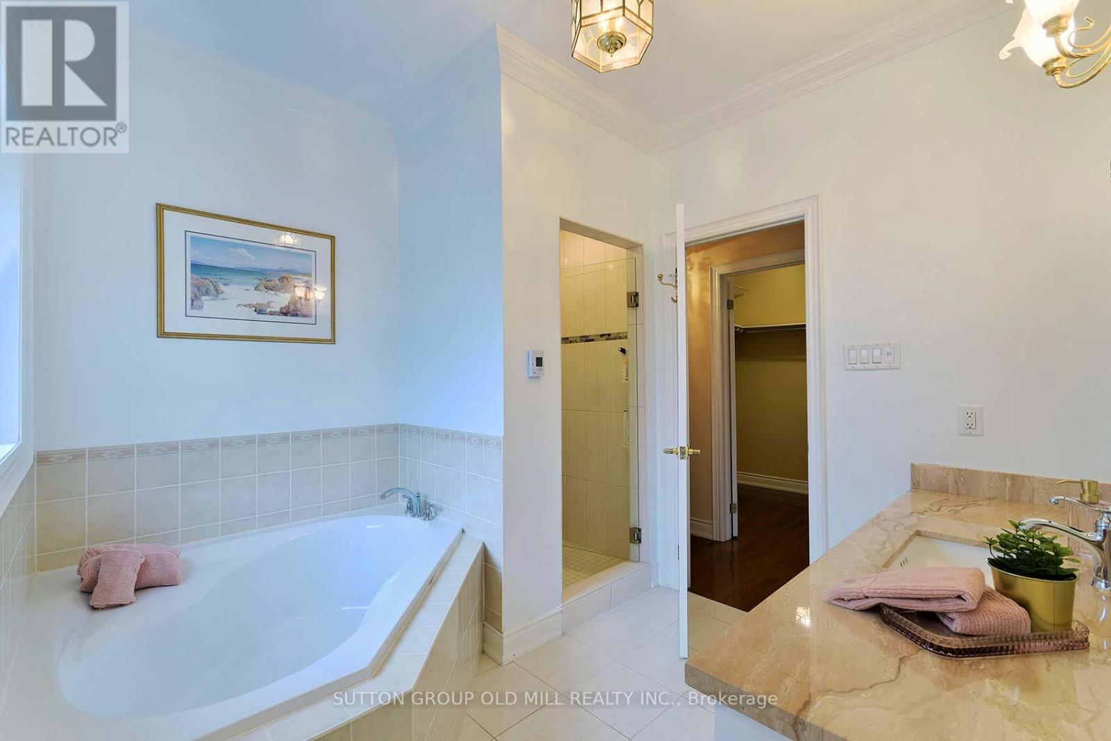 128 Carmela Avenue, Richmond Hill, Ontario  L4E 2V6 - Photo 15 - N13105580