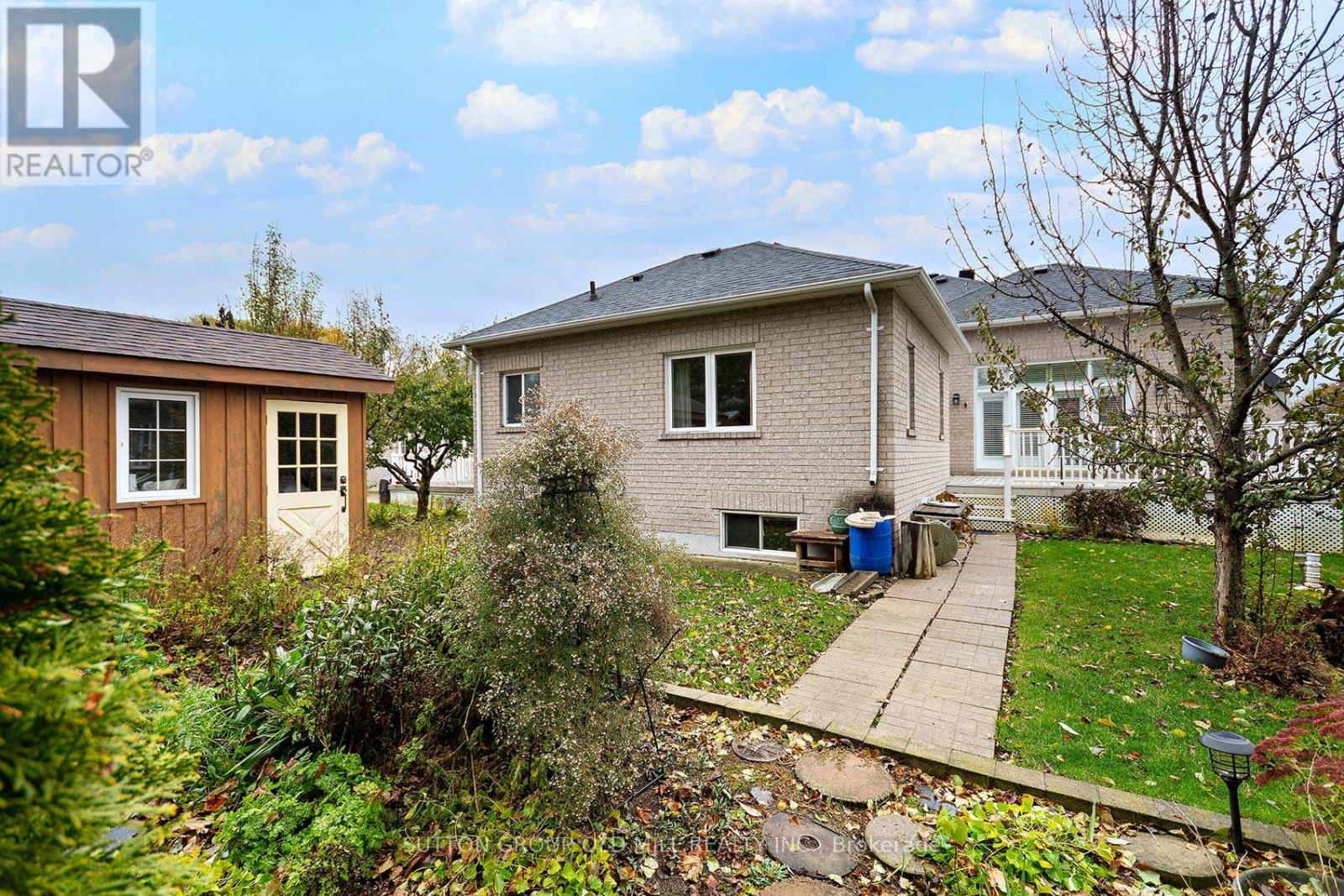 128 Carmela Avenue, Richmond Hill, Ontario  L4E 2V6 - Photo 33 - N13105580