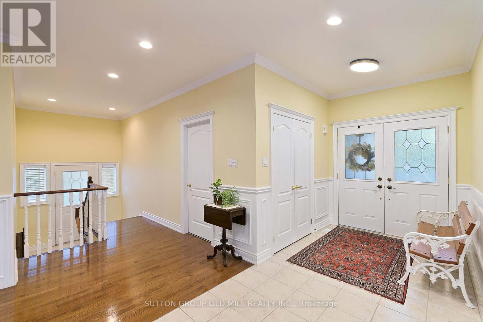 128 Carmela Avenue, Richmond Hill, Ontario  L4E 2V6 - Photo 4 - N13105580