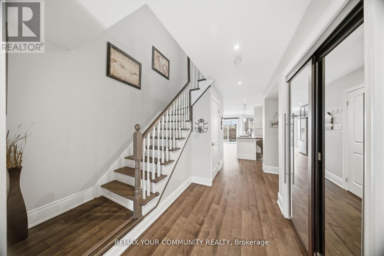 68 Goyo Gate, Vaughan, Ontario  L6A 3T3 - Photo 4 - N13105608