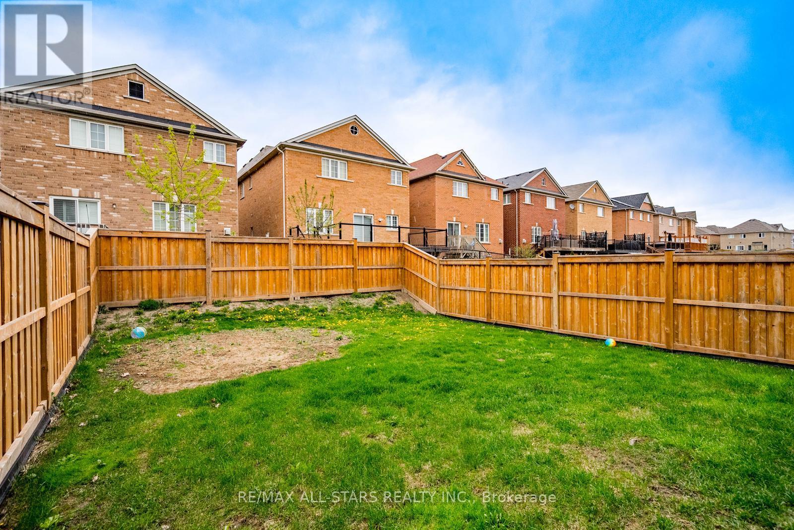 343 Busato Drive, Whitchurch-Stouffville, Ontario  L4A 4V1 - Photo 36 - N13105632