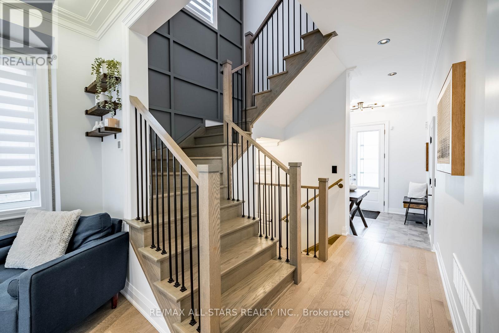 343 Busato Drive, Whitchurch-Stouffville, Ontario  L4A 4V1 - Photo 5 - N13105632