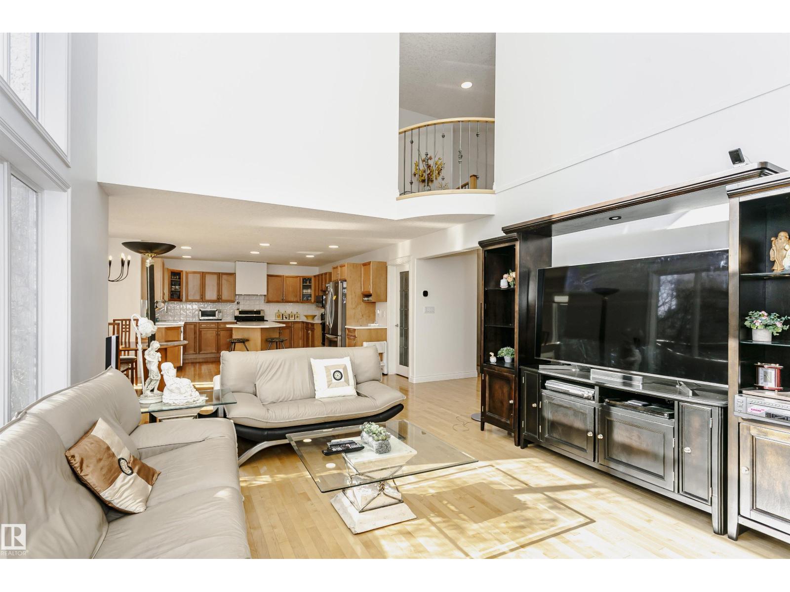 1009 Twin Brooks Co Nw, Edmonton, Alberta  T6J 7G5 - Photo 11 - E4486709