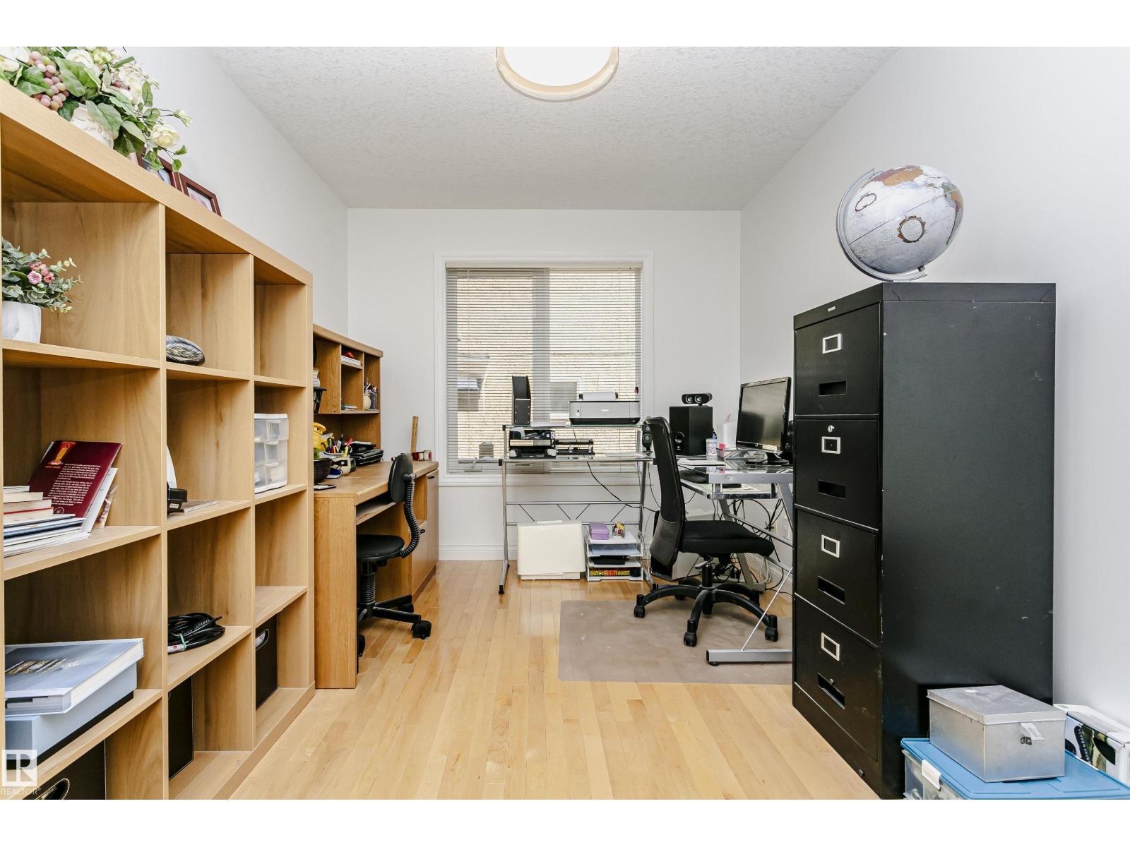 1009 Twin Brooks Co Nw, Edmonton, Alberta  T6J 7G5 - Photo 12 - E4486709