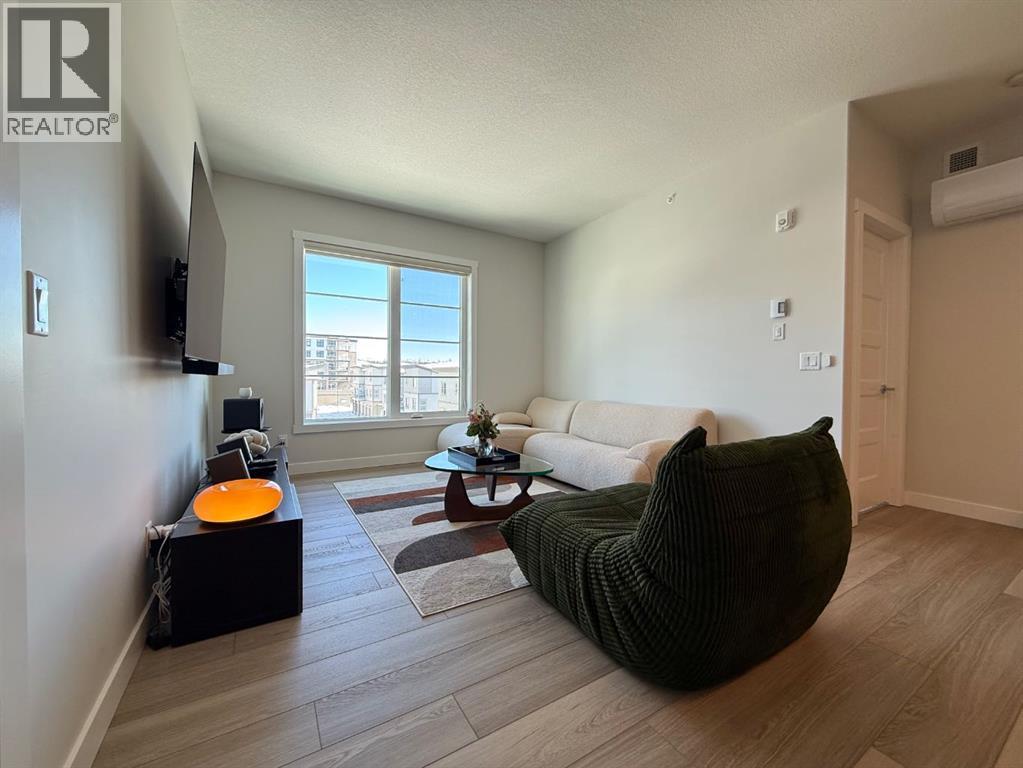 2407, 2117 81 Street SW, Calgary, Alberta  T3H 6H5 - Photo 1 - A2290162