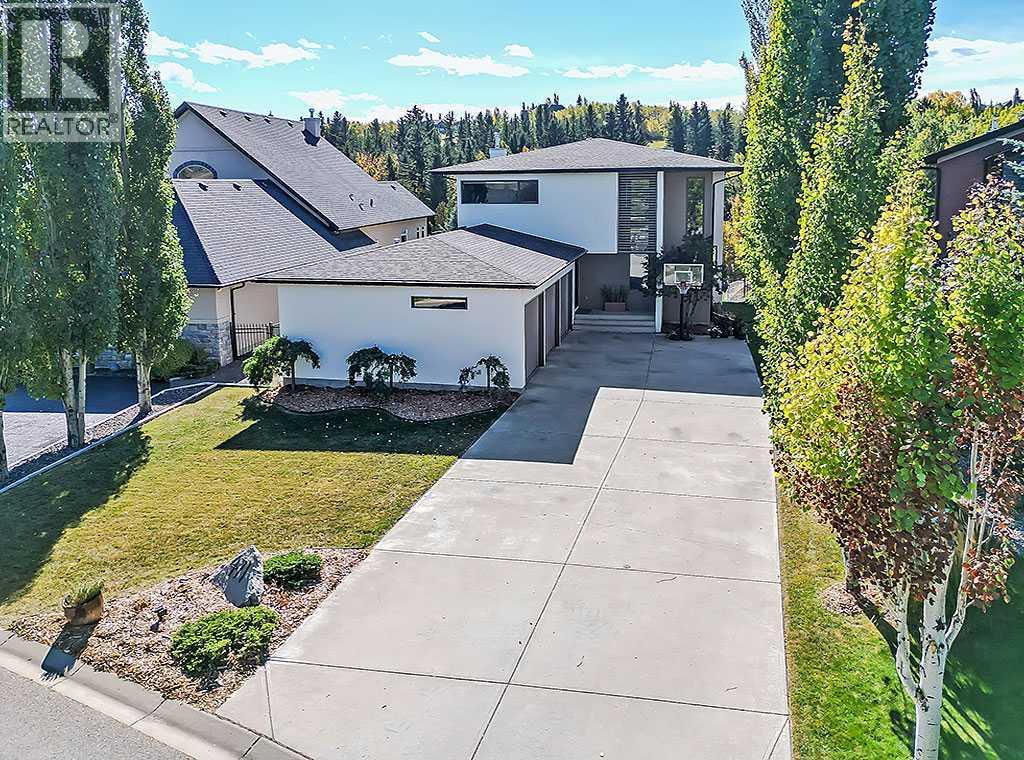 471 Rodeo Ridge, Rural Rocky View County, Alberta