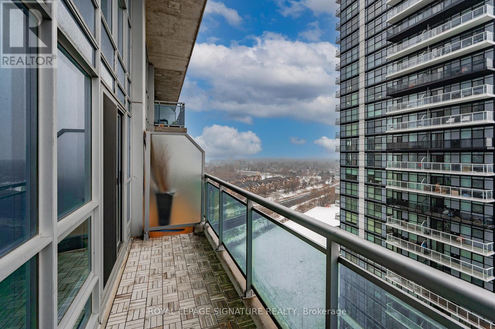 1511 - 155 Legion Road N, Toronto, Ontario  M8Y 0A7 - Photo 18 - W13105502