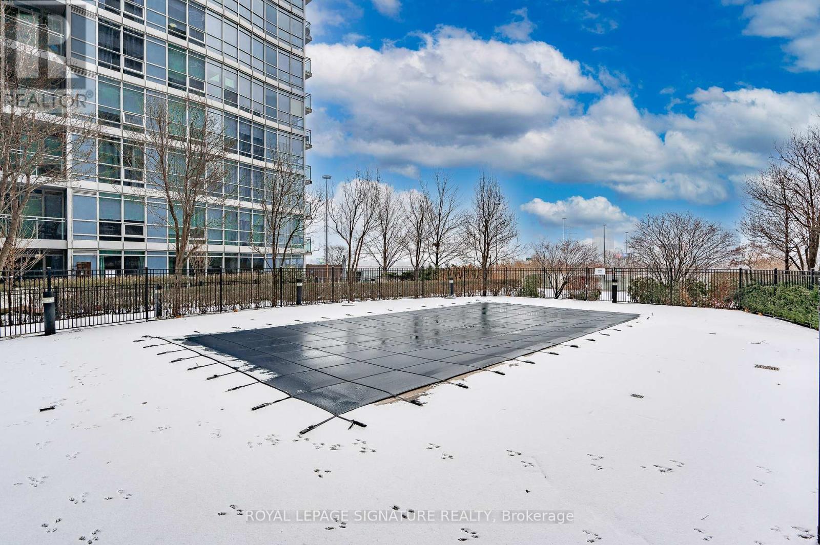 1511 - 155 Legion Road N, Toronto, Ontario  M8Y 0A7 - Photo 24 - W13105502