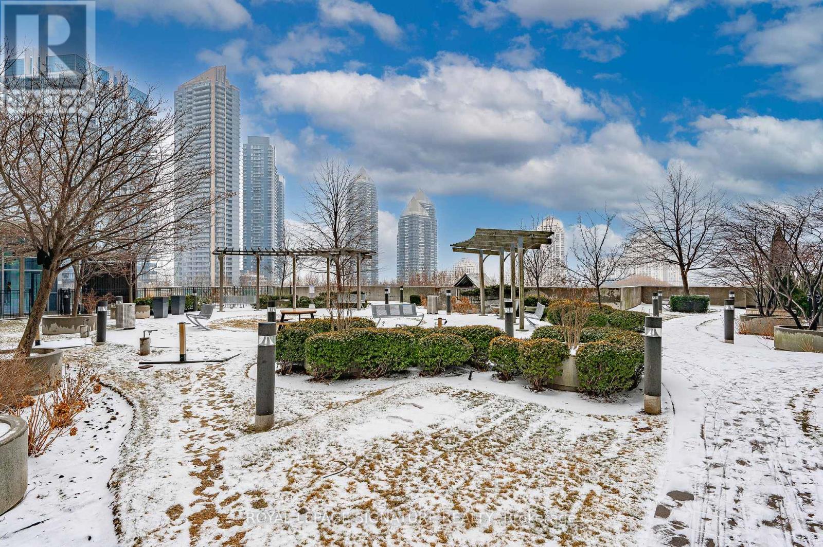 1511 - 155 Legion Road N, Toronto, Ontario  M8Y 0A7 - Photo 27 - W13105502