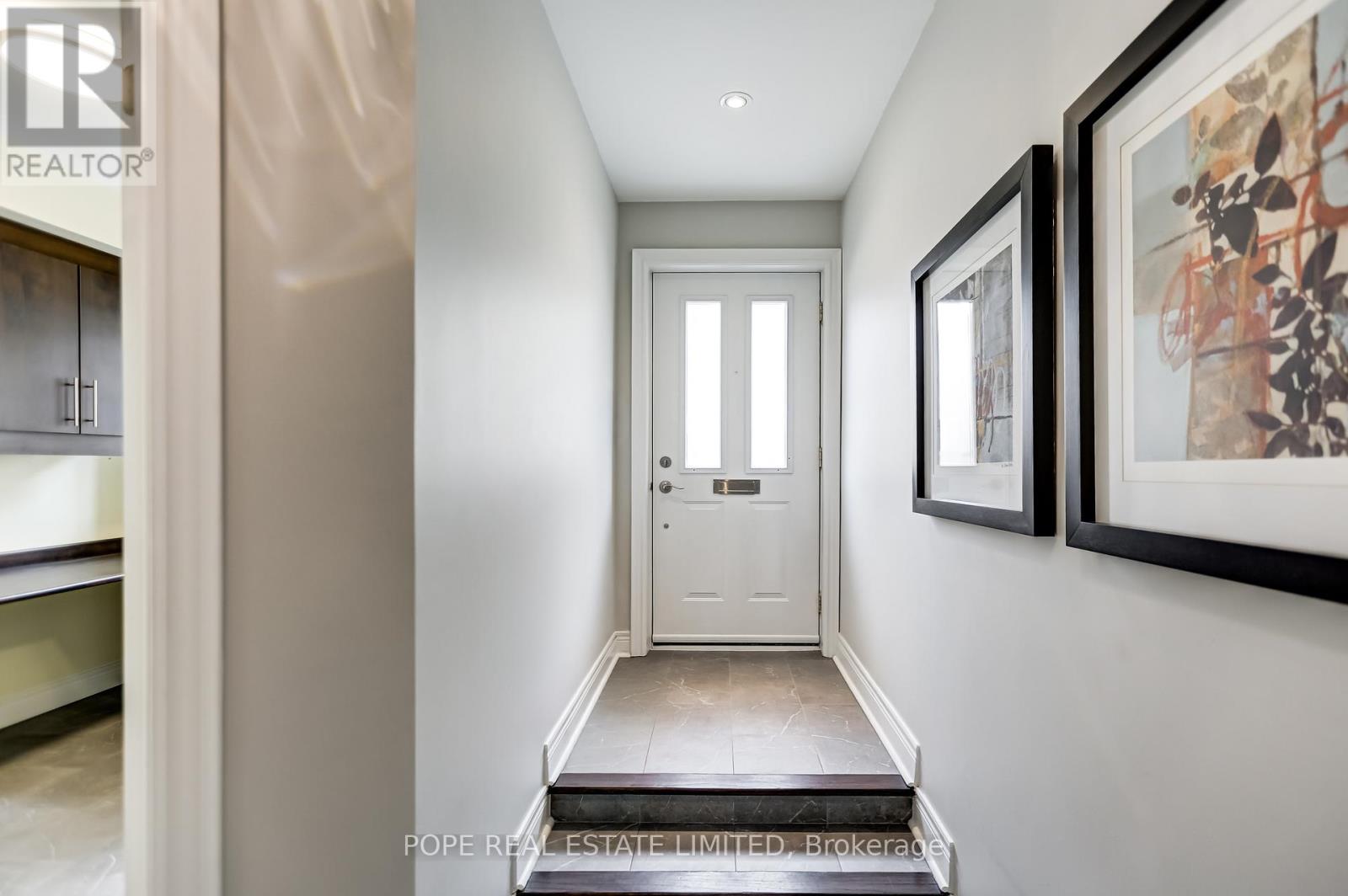 21 Ruby Lang Lane, Toronto, Ontario  M8Z 0B8 - Photo 5 - W13105568