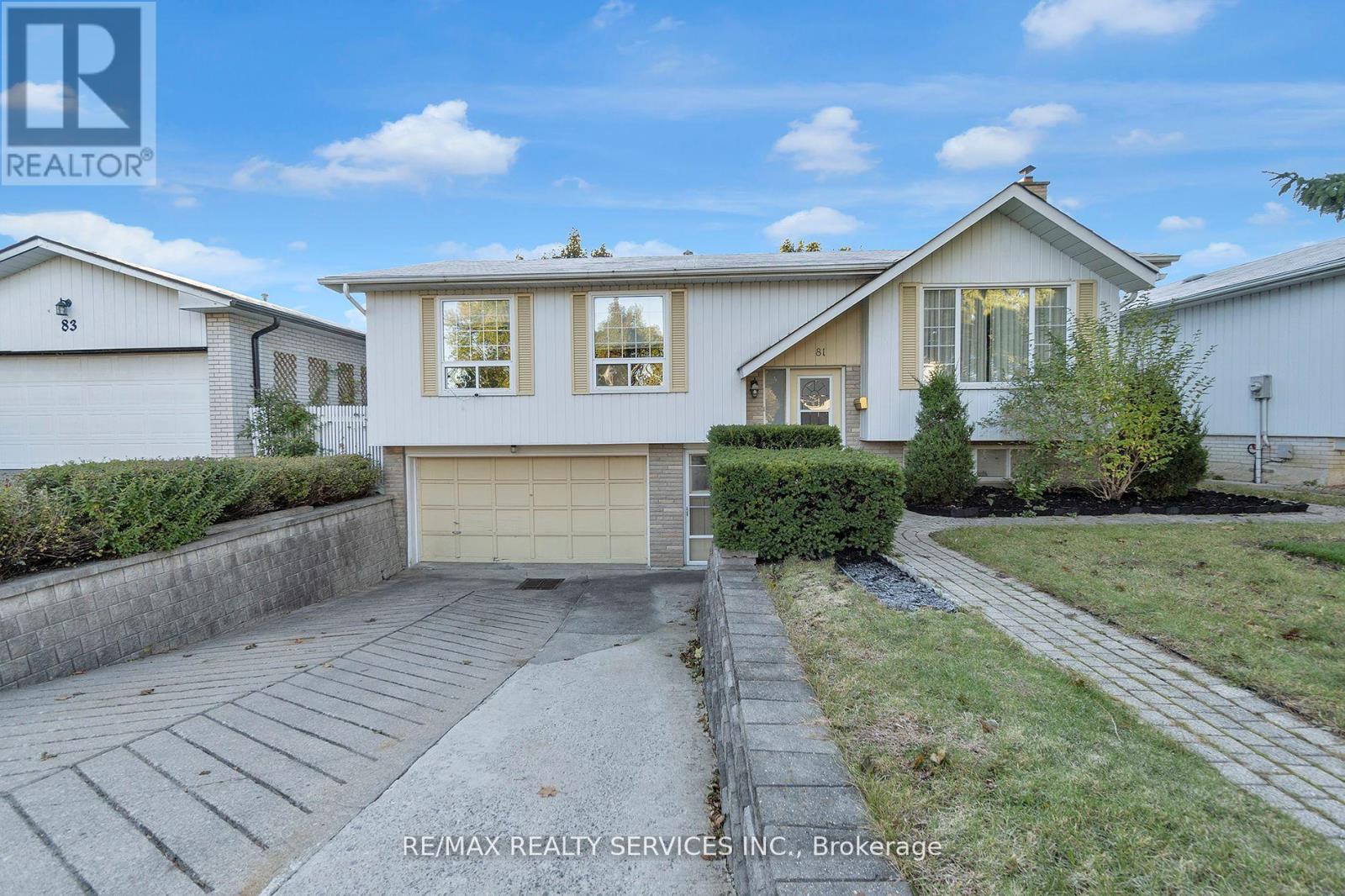81 Glenforest Road, Brampton, Ontario  L6S 1L8 - Photo 2 - W13105598