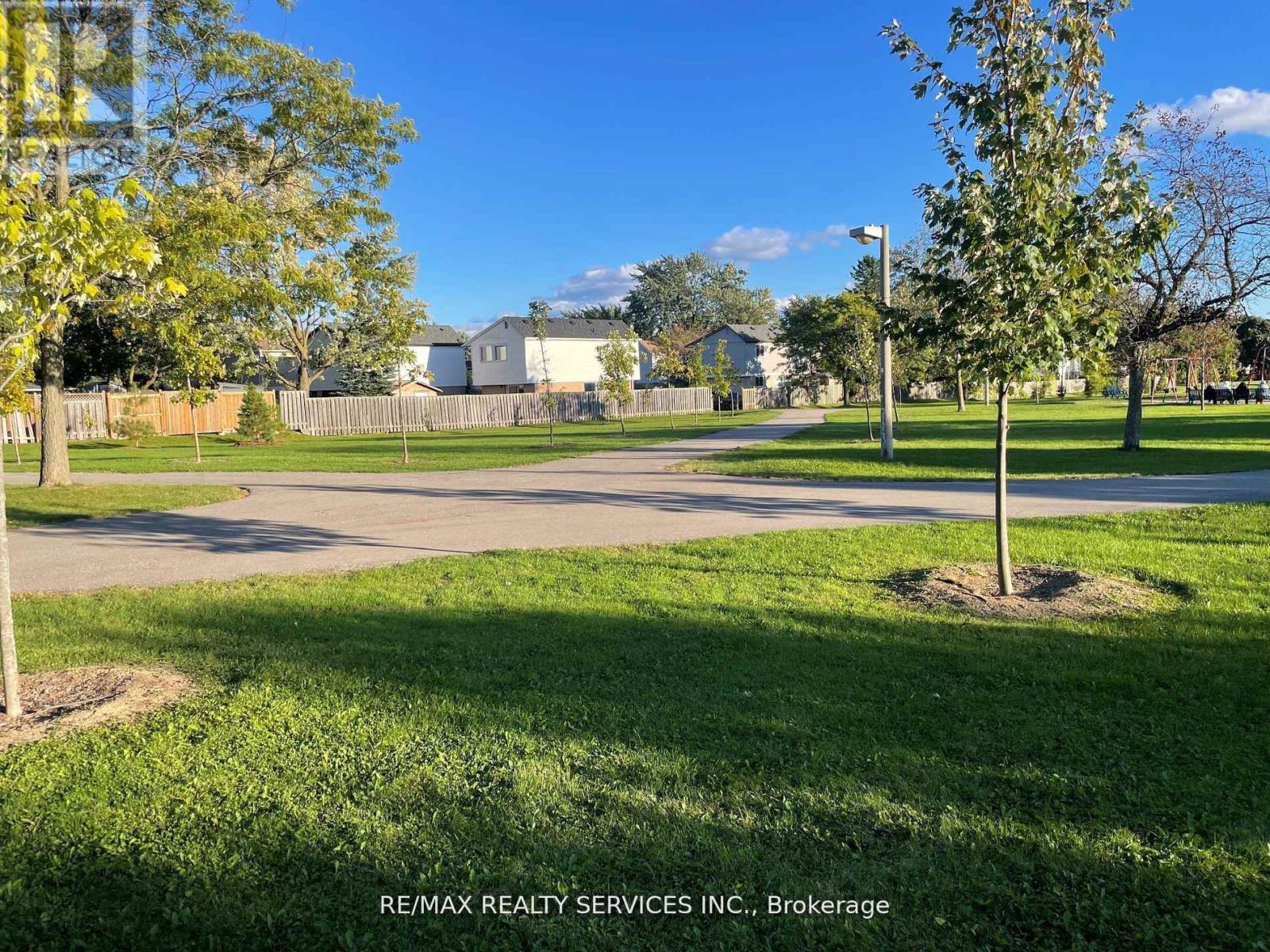 81 Glenforest Road, Brampton, Ontario  L6S 1L8 - Photo 23 - W13105598