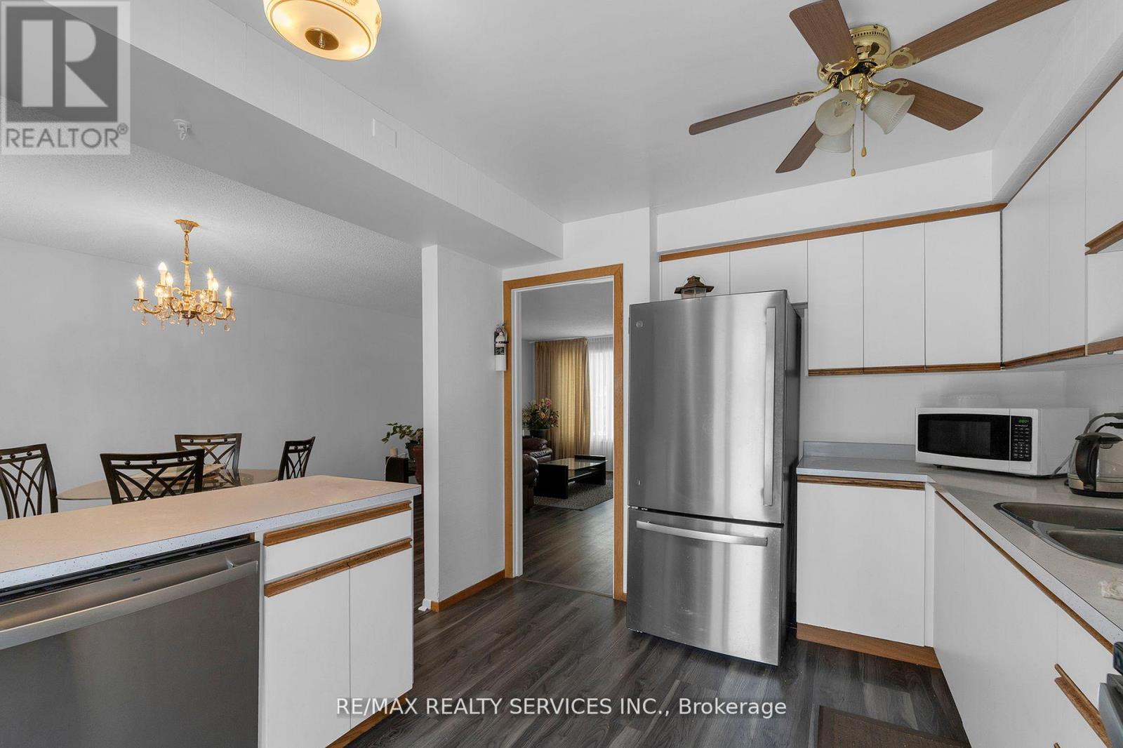 81 Glenforest Road, Brampton, Ontario  L6S 1L8 - Photo 8 - W13105598