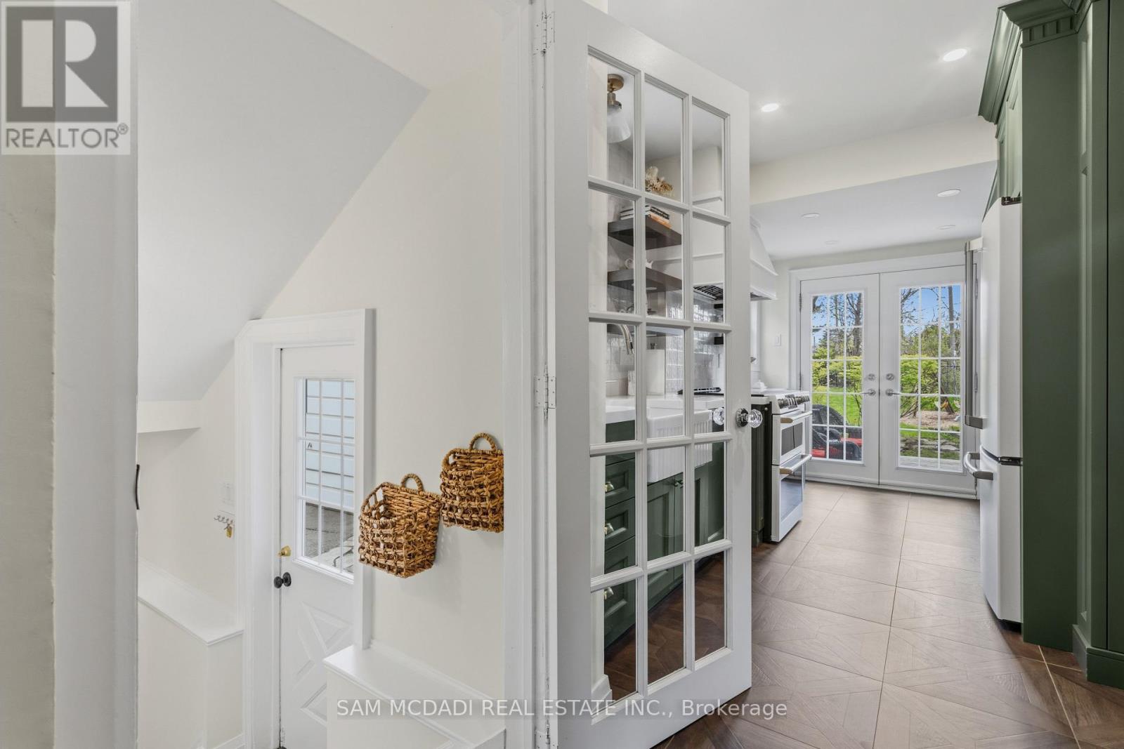 1296 Clarkson Road N, Mississauga, Ontario  L5J 2W3 - Photo 14 - W13105660