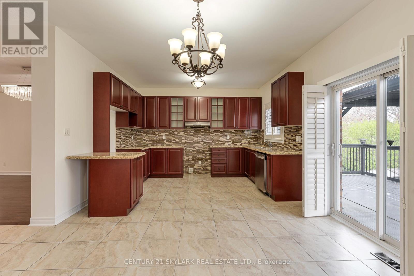 94 Bayhampton Drive, Brampton, Ontario  L6P 3A9 - Photo 13 - W13105664