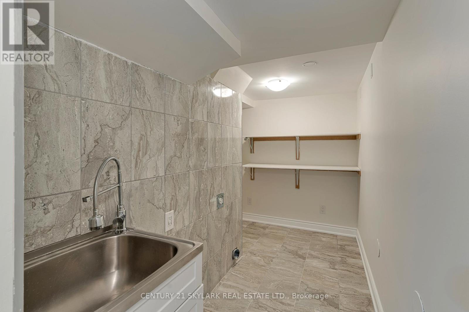 94 Bayhampton Drive, Brampton, Ontario  L6P 3A9 - Photo 34 - W13105664