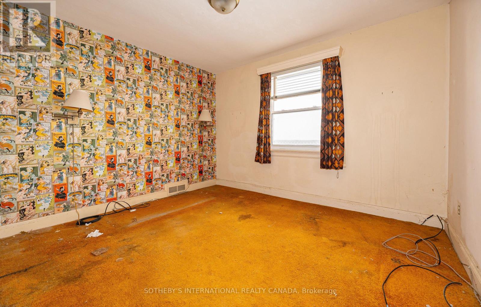 47 Grenview Boulevard S, Toronto, Ontario  M8Y 3R9 - Photo 22 - W13093226