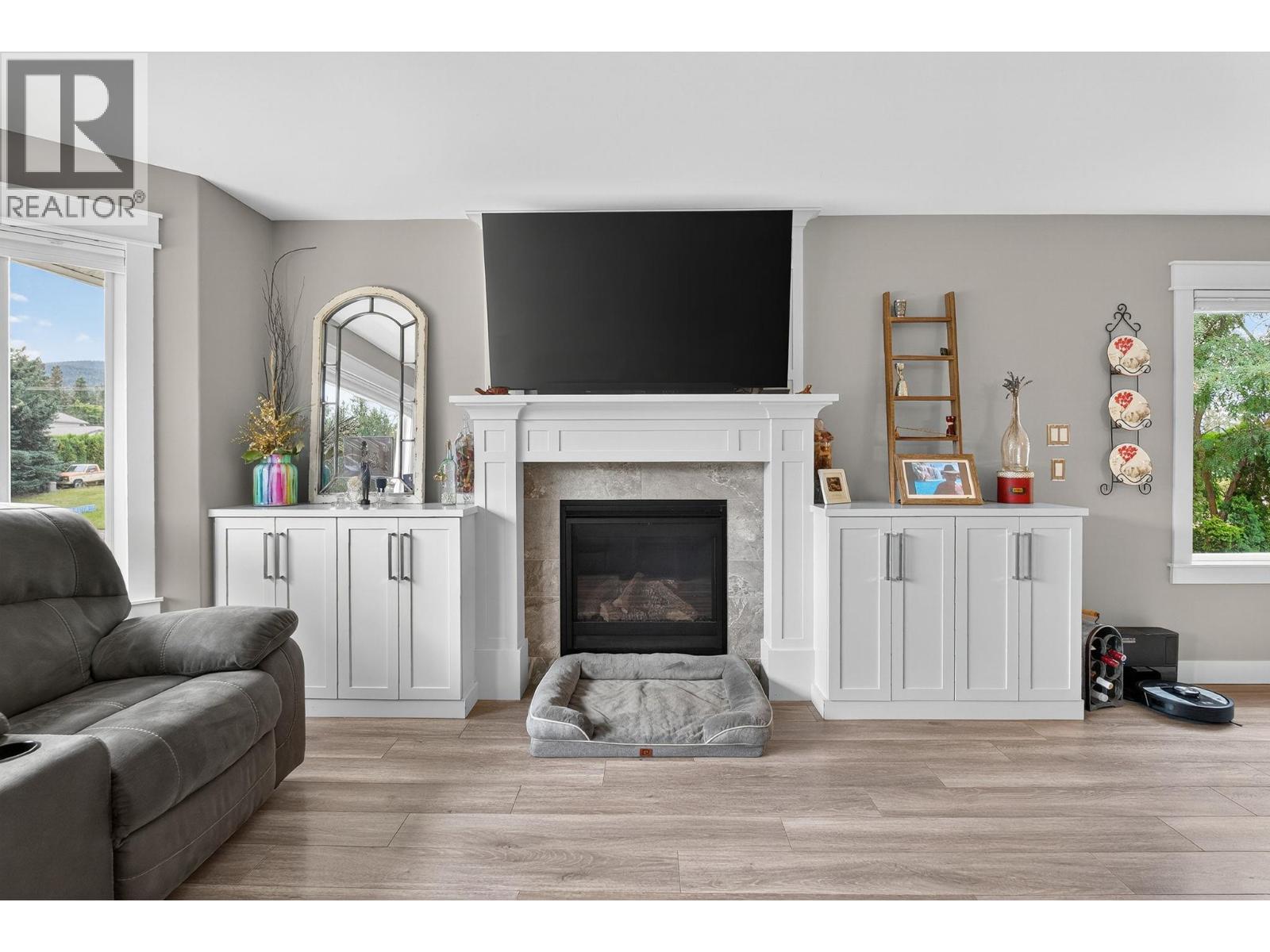3920 Mowitch Court, Kelowna, British Columbia  V1W 4E6 - Photo 14 - 10386376