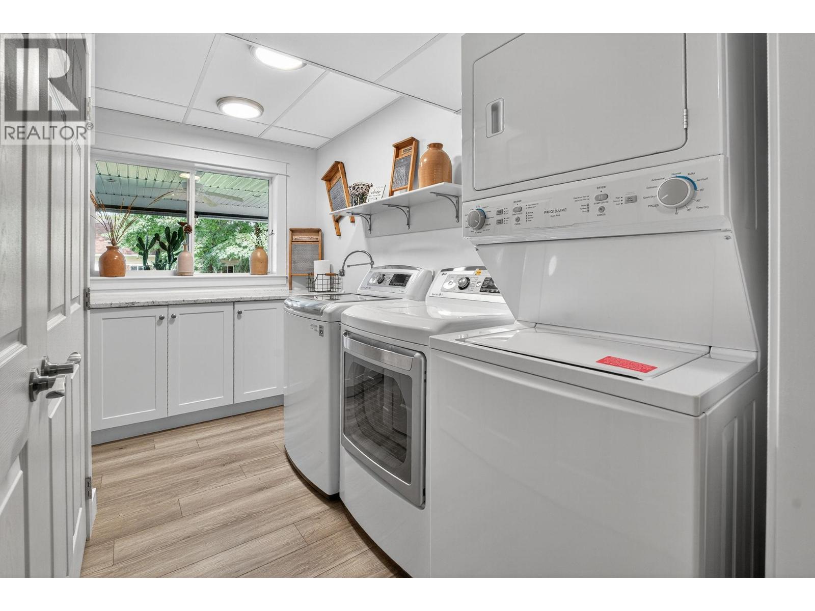 3920 Mowitch Court, Kelowna, British Columbia  V1W 4E6 - Photo 43 - 10386376
