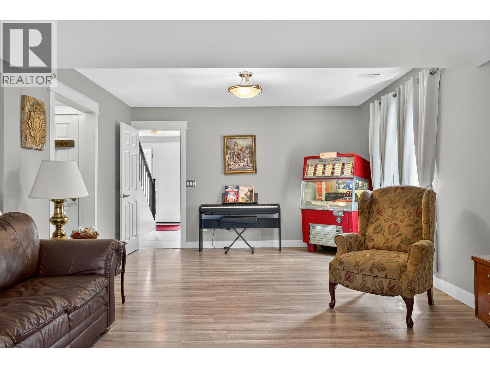 3920 Mowitch Court, Kelowna, British Columbia  V1W 4E6 - Photo 47 - 10386376