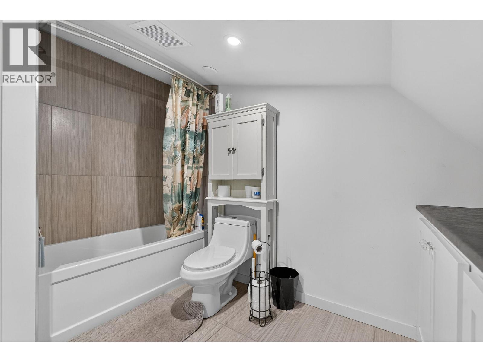 3920 Mowitch Court, Kelowna, British Columbia  V1W 4E6 - Photo 86 - 10386376