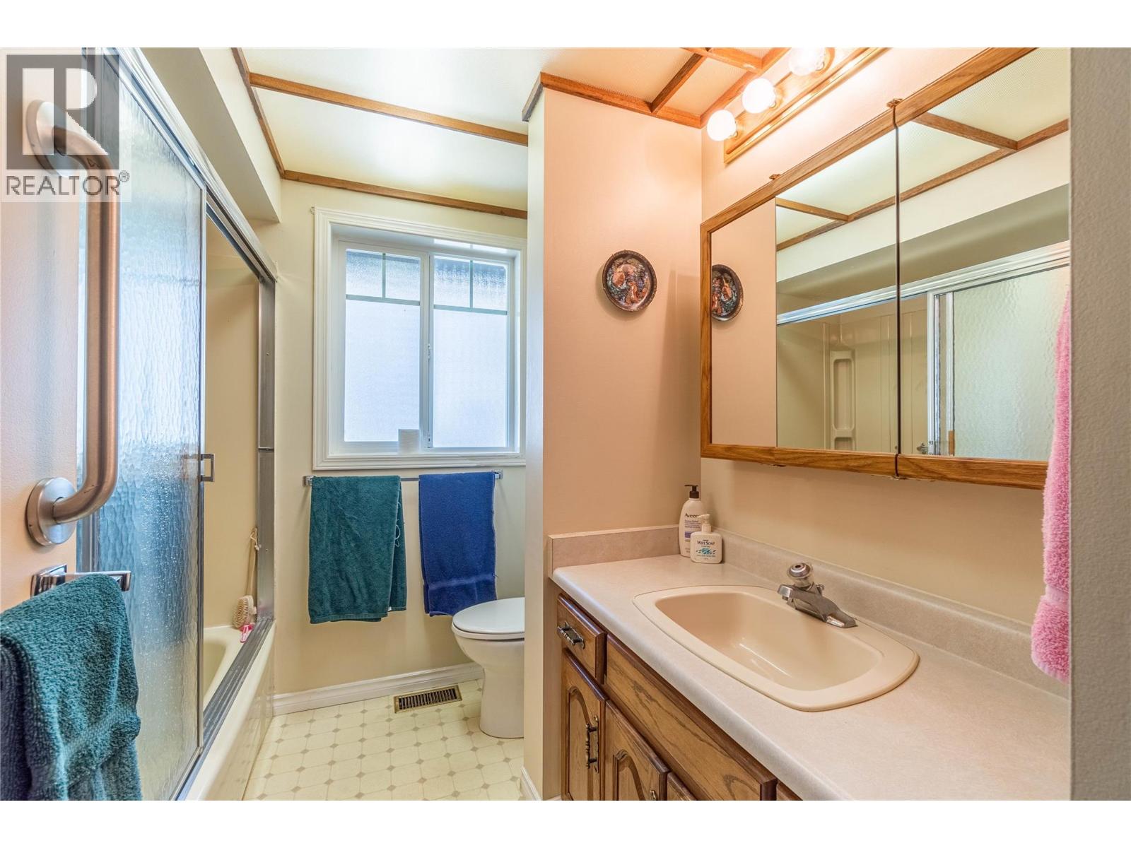 925 Sicamore Drive, Kamloops, British Columbia  V2B 8B7 - Photo 13 - 10386141