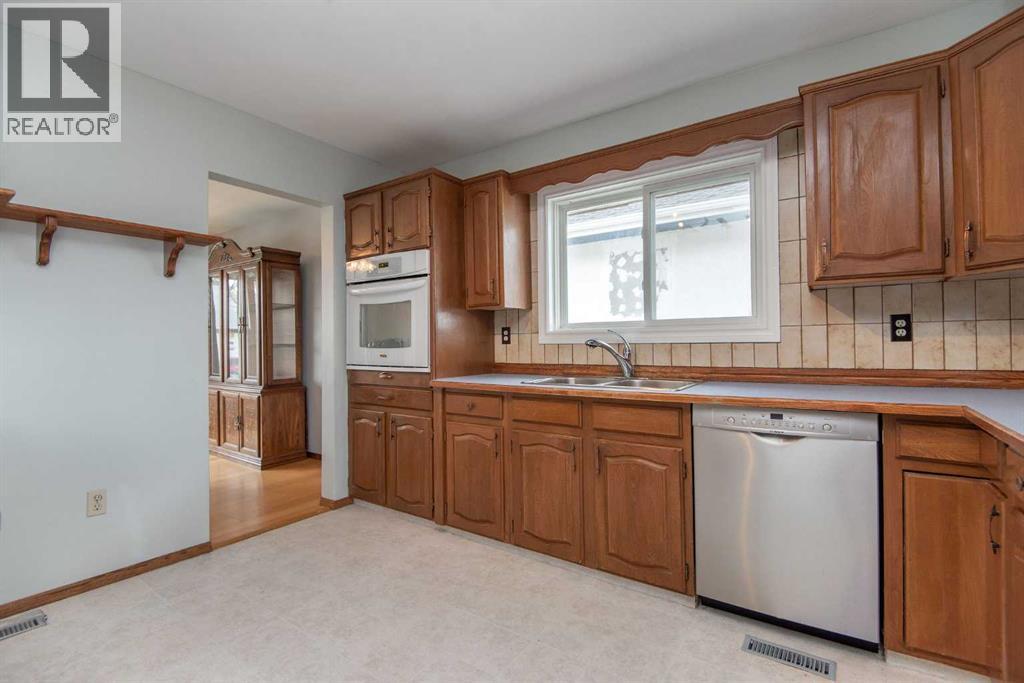 4106 38 Street, Red Deer, Alberta  T4N 0W9 - Photo 14 - A2308844