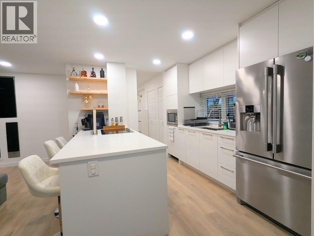 T6903 3980 Carrigan Court, Burnaby, British Columbia  V3N 4S6 - Photo 7 - R3121480