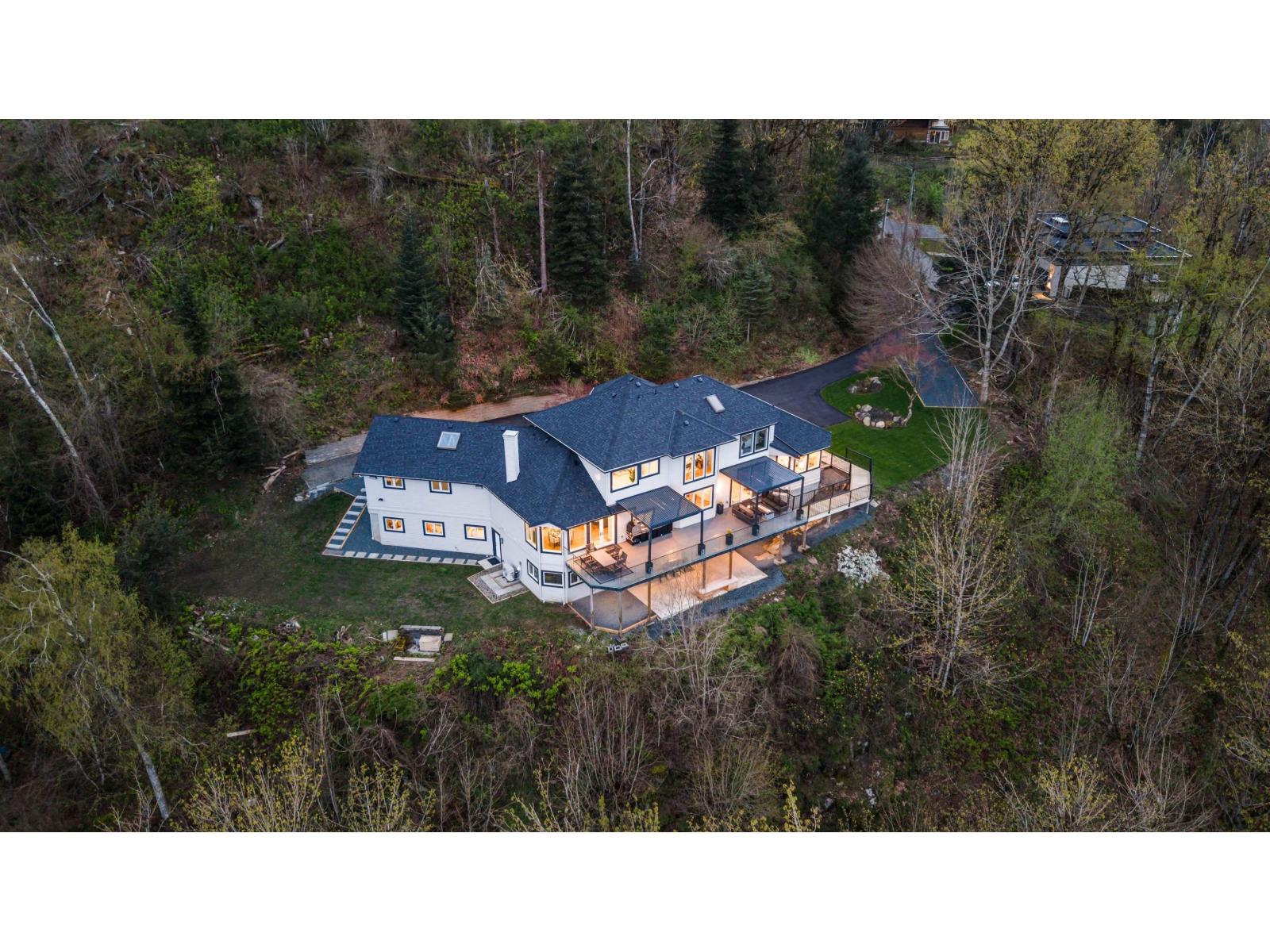 43619 Bracken Drive, Chilliwack Mountain, Chilliwack, British Columbia  V2R 4A4 - Photo 37 - R3121562