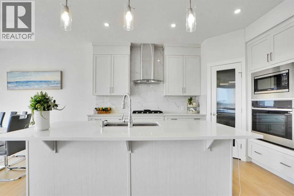 126 Hotchkiss Manor Se, Calgary, Alberta  T3S 0G1 - Photo 7 - A2309548