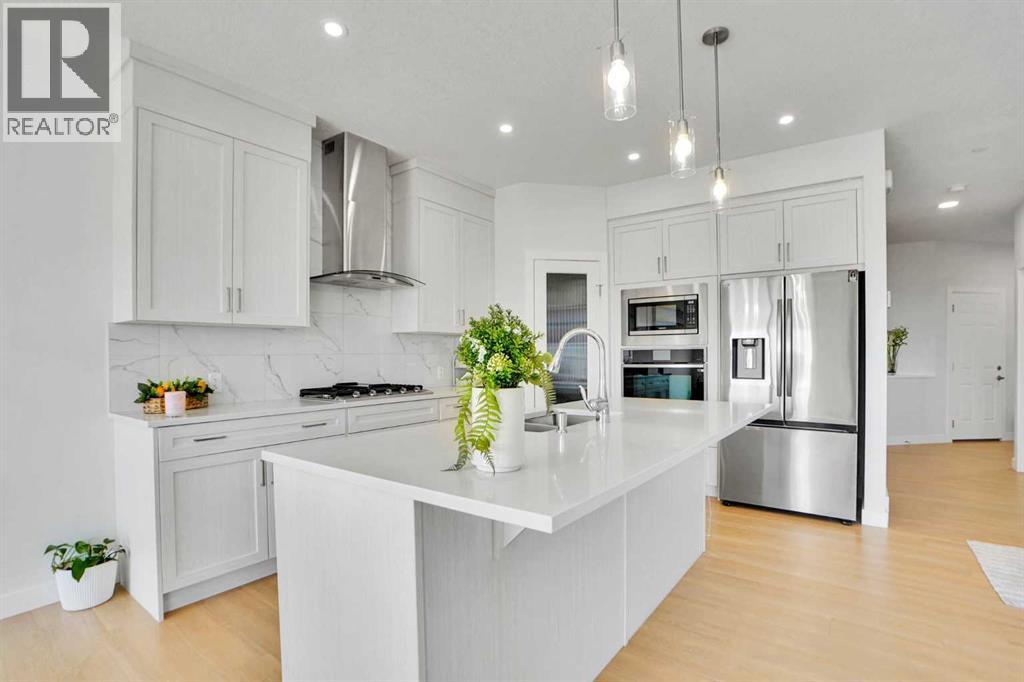 126 Hotchkiss Manor Se, Calgary, Alberta  T3S 0G1 - Photo 8 - A2309548