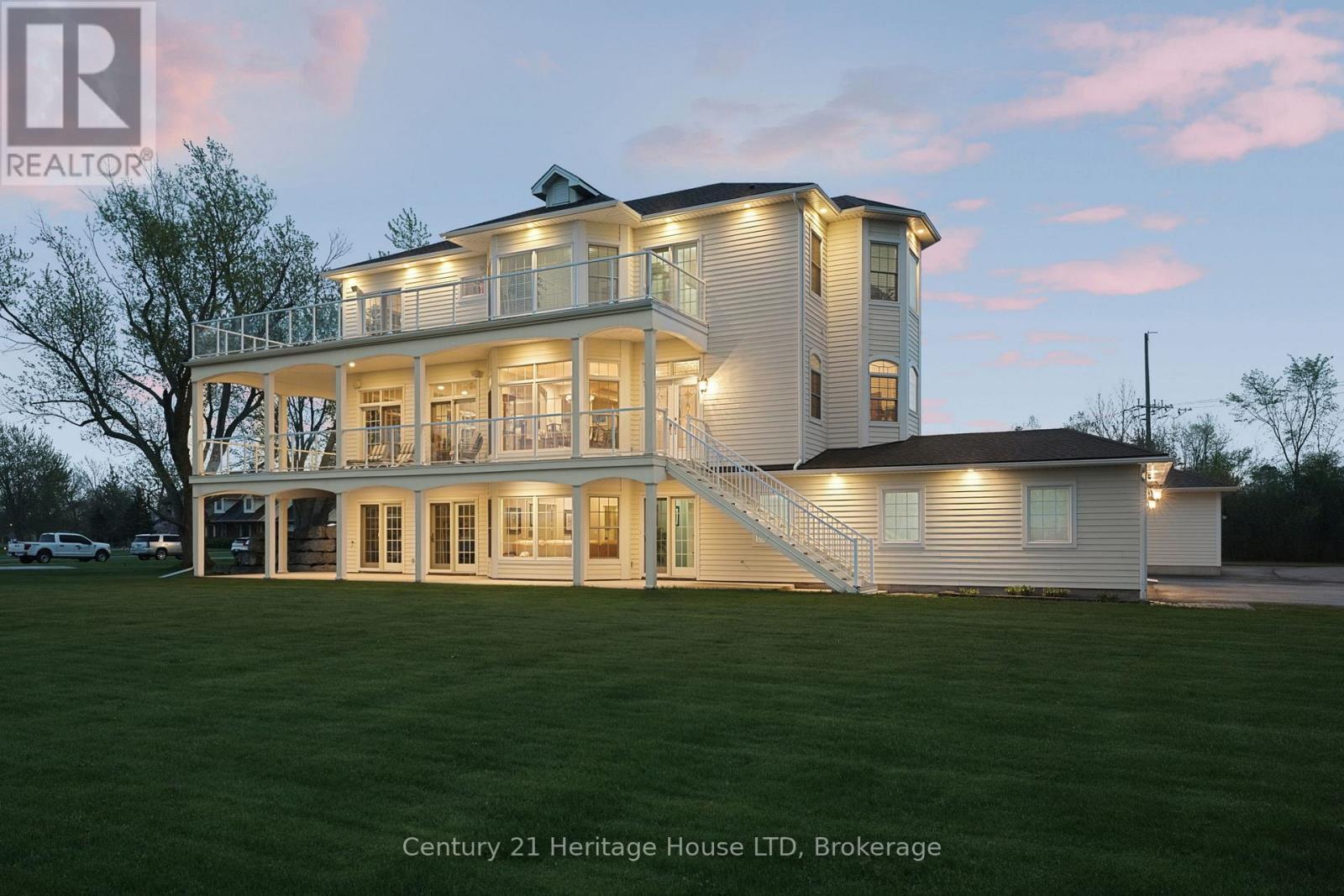4069 NIAGARA RIVER PARKWAY, Fort Erie, Ontario