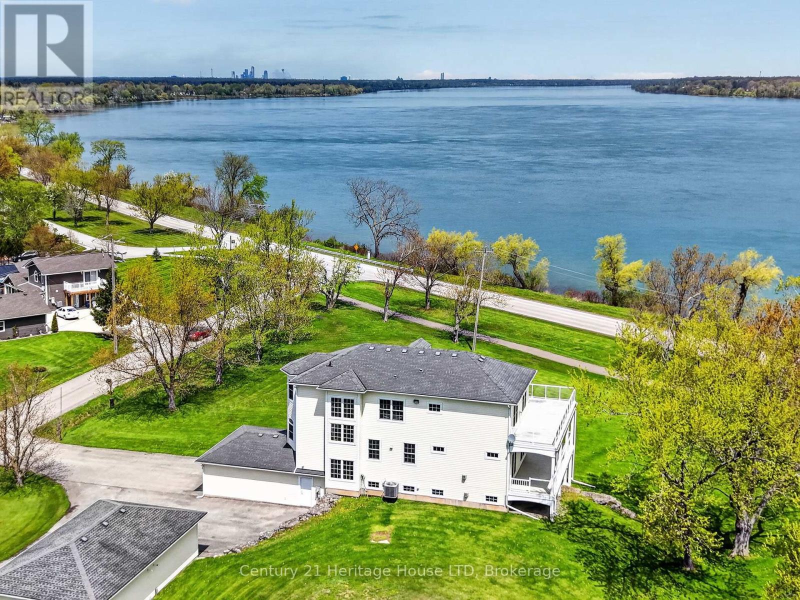 4069 Niagara River Parkway, Fort Erie, Ontario  L0S 1S0 - Photo 7 - X13104784
